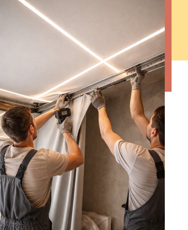 Монтаж натяжного потолка со световыми линиями в Холмске от 1233 руб. | ОТДЕЛОЧНИК-Хлм