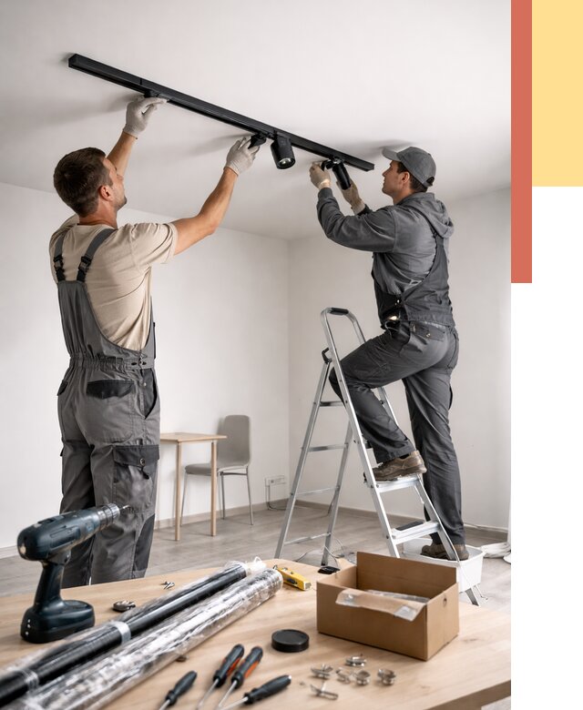 Установка трековых светильников в натяжной потолок в Холмске от 4314 руб. | ОТДЕЛОЧНИК-Хлм